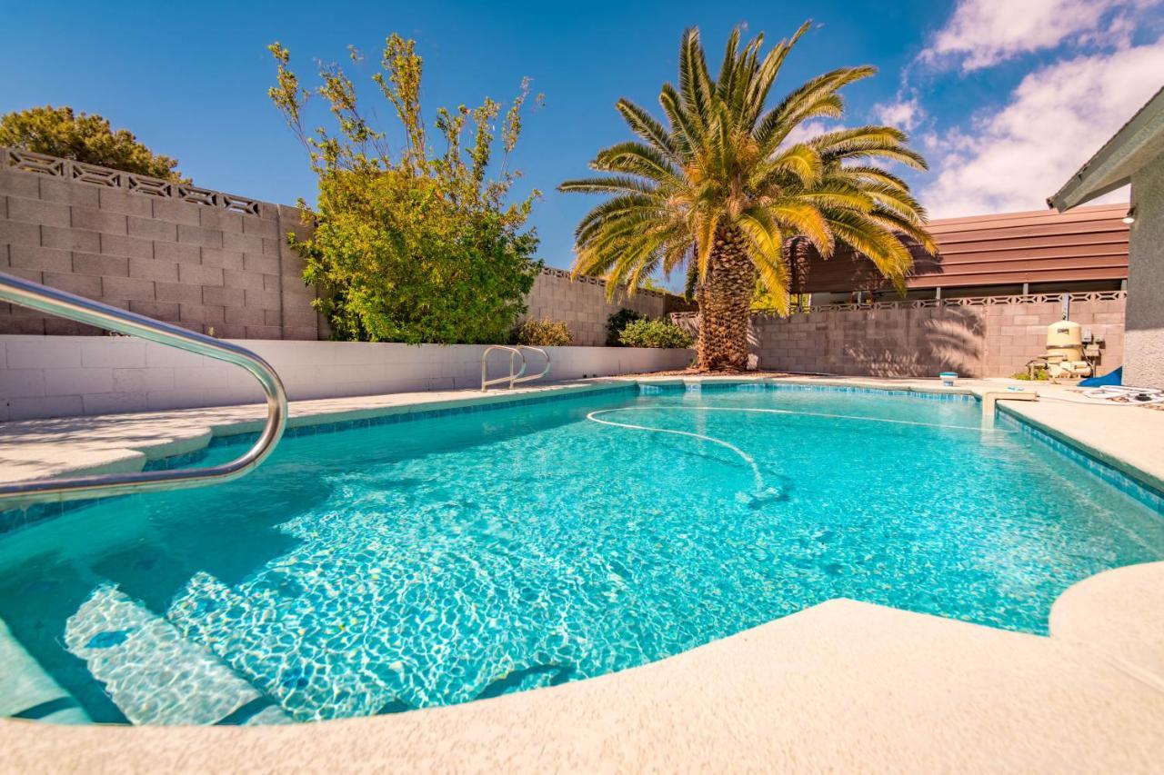 Relax In Style!! Pool, Vegas Games, Rv Parking Villa Las Vegas Exterior photo