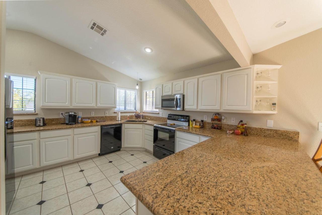 Relax In Style!! Pool, Vegas Games, Rv Parking Villa Las Vegas Exterior photo
